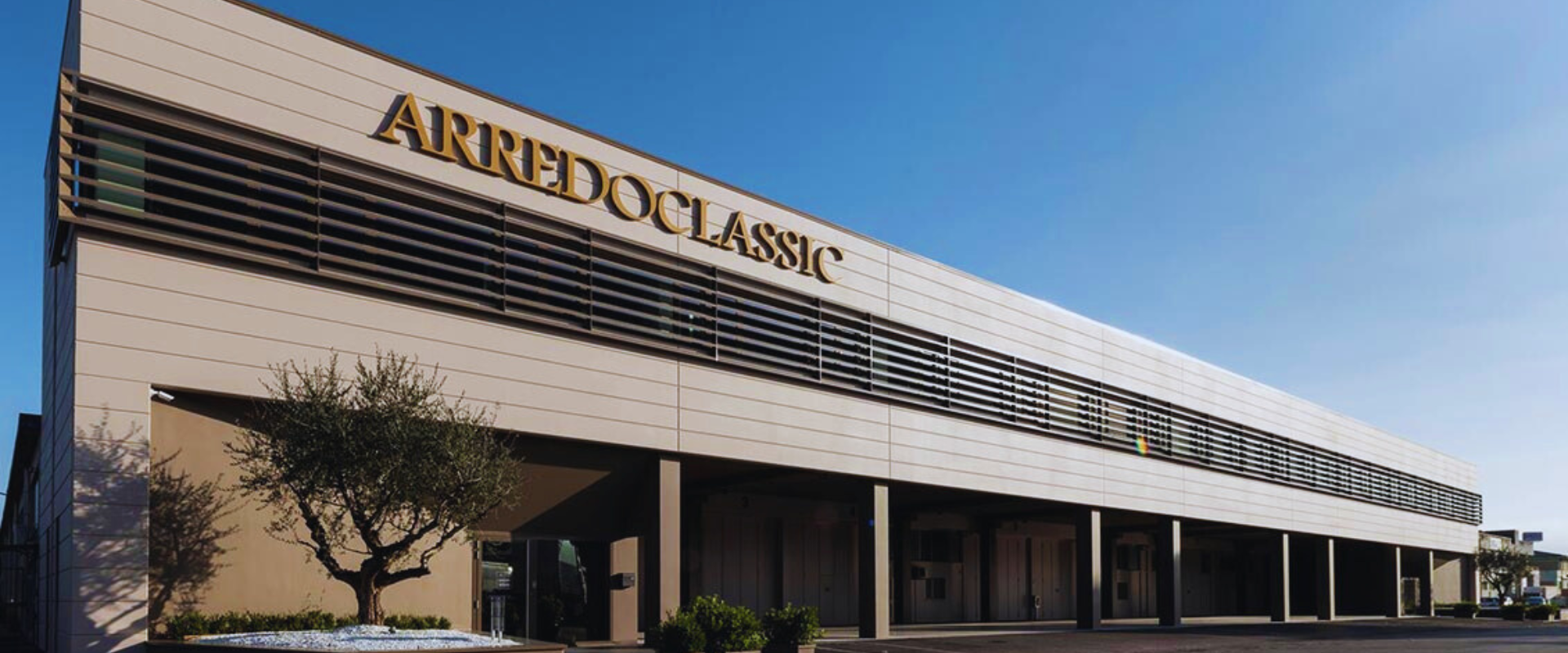 The company - Discover Arredoclassic history