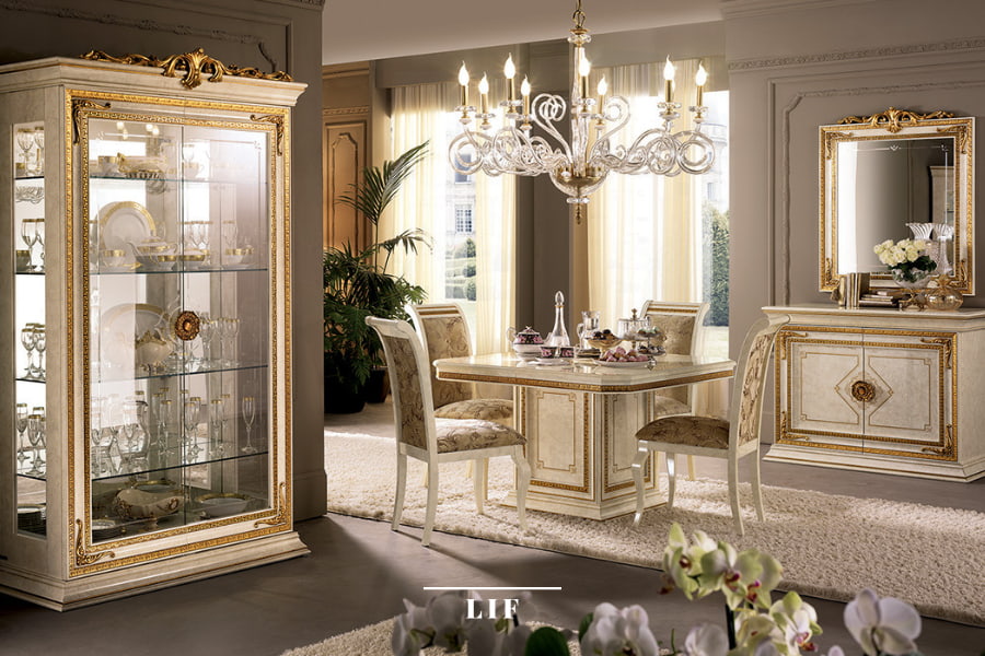 Classic Italian dining room furniture: Leonardo collection